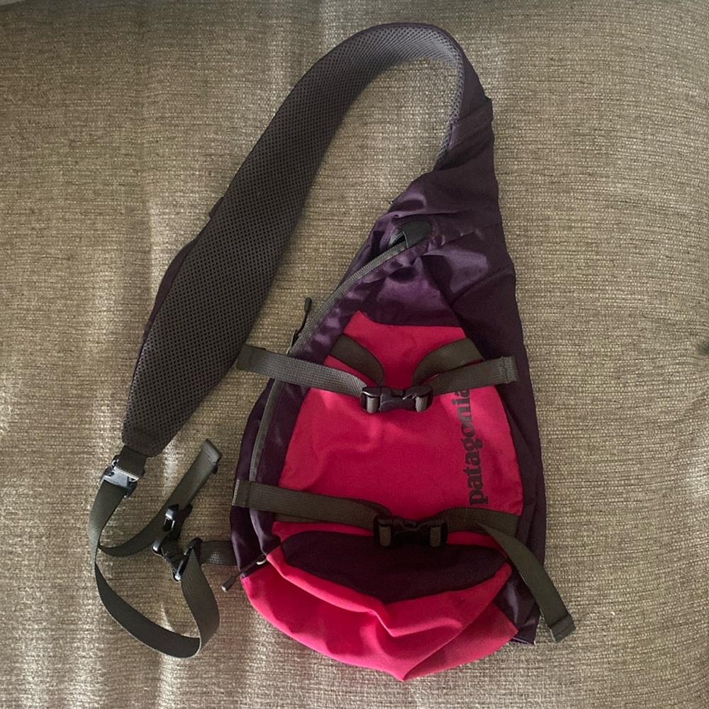 Patagonia sling bag